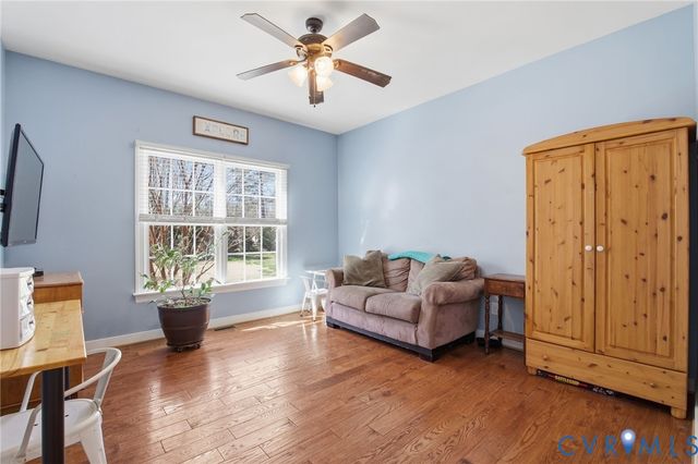 8116 Liberty Oaks Ln, Hanover, VA 23069