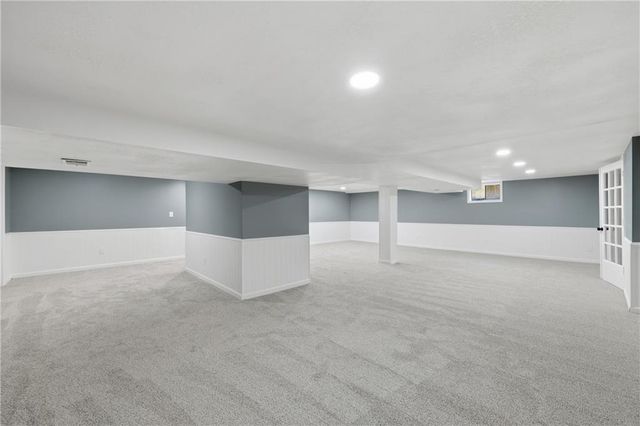 707 SW Savannah Drive, Lee's Summit, MO 64081