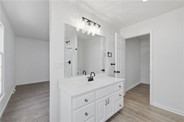 707 SW Savannah Drive, Lee's Summit, MO 64081