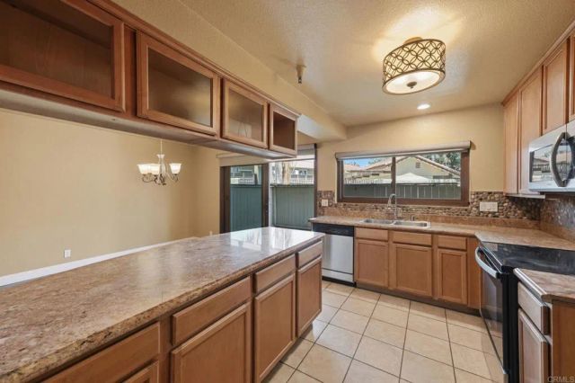 615 Fredricks Avenue 89, Oceanside, CA 92058