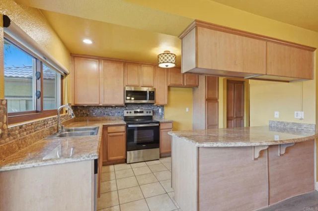 615 Fredricks Avenue 89, Oceanside, CA 92058