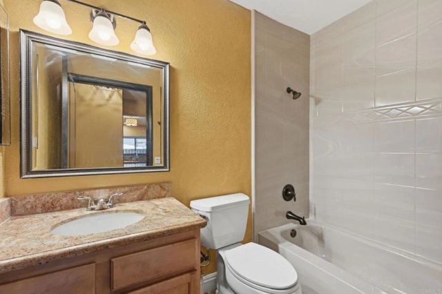 615 Fredricks Avenue 89, Oceanside, CA 92058