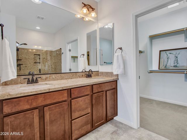 17585 W CEDARWOOD Lane, Goodyear, AZ 85338