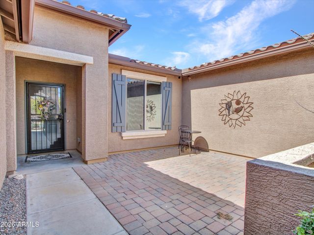 17585 W CEDARWOOD Lane, Goodyear, AZ 85338