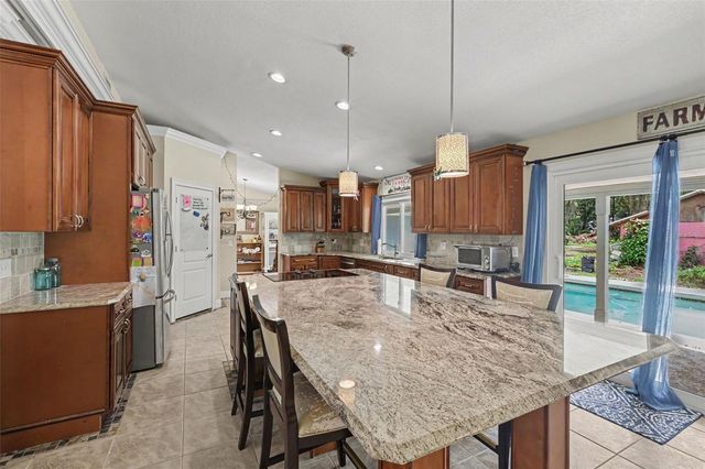 1307 BRANTWOOD DRIVE, Valrico, FL 33594