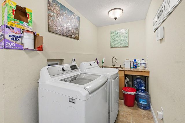 1307 BRANTWOOD DRIVE, Valrico, FL 33594