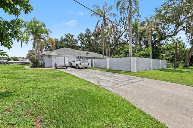 1307 BRANTWOOD DRIVE, Valrico, FL 33594