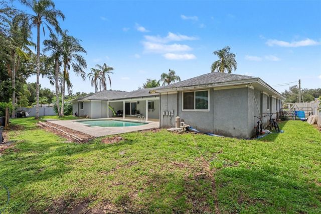 1307 BRANTWOOD DRIVE, Valrico, FL 33594