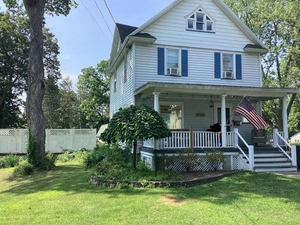 137 North Avenue, Avon, NY 14414