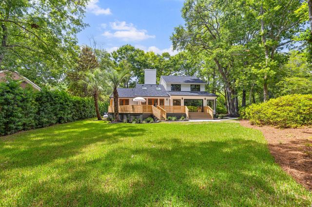 1134 Greenview Lane, Mount Pleasant, SC 29464