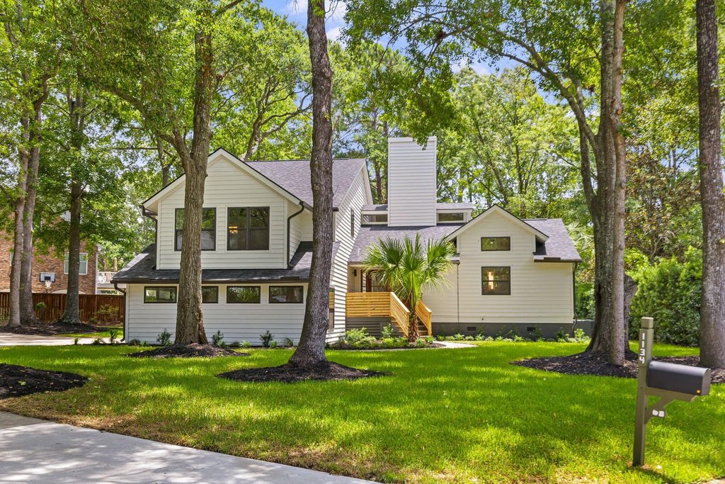 1134 Greenview Lane, Mount Pleasant, SC 29464