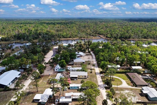 1707 NE CYPRESS Street, Steinhatchee, FL 32359