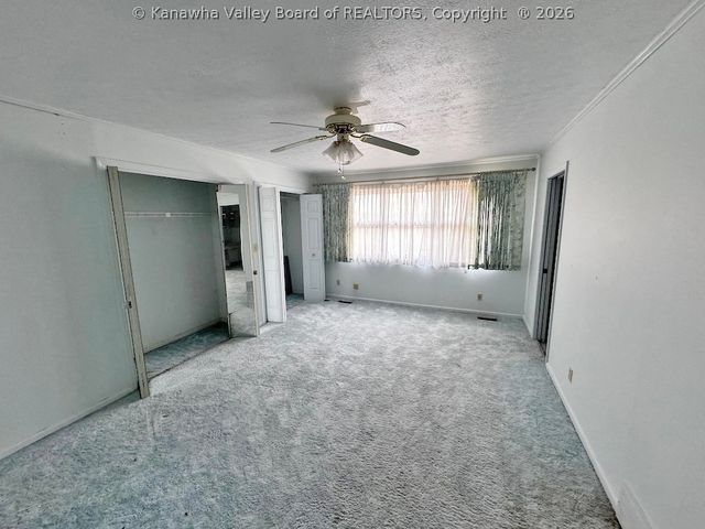 5320 Glow Drive, Cross Lanes, WV 25313