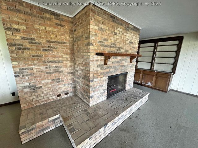 5320 Glow Drive, Cross Lanes, WV 25313