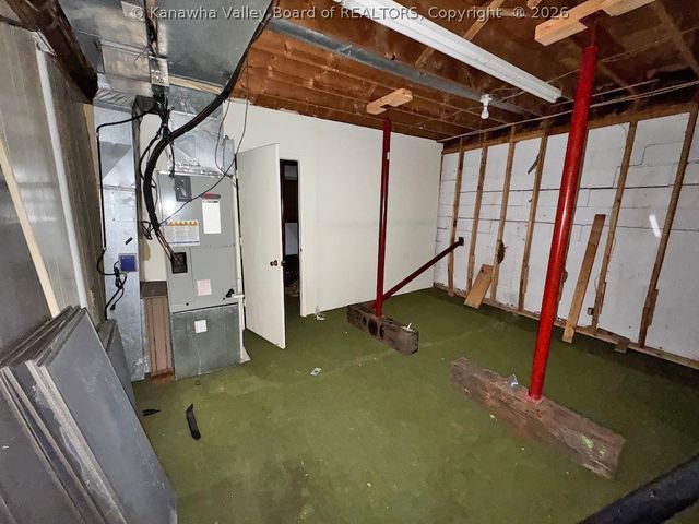 5320 Glow Drive, Cross Lanes, WV 25313