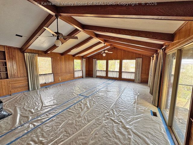 5320 Glow Drive, Cross Lanes, WV 25313