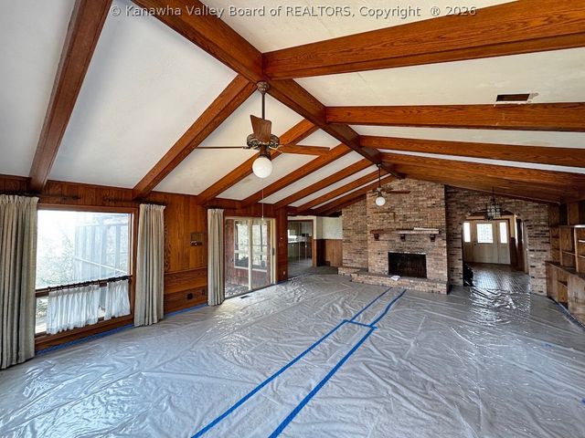 5320 Glow Drive, Cross Lanes, WV 25313