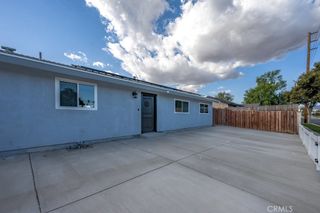 1069 Erringer Road, Simi Valley, CA 93065