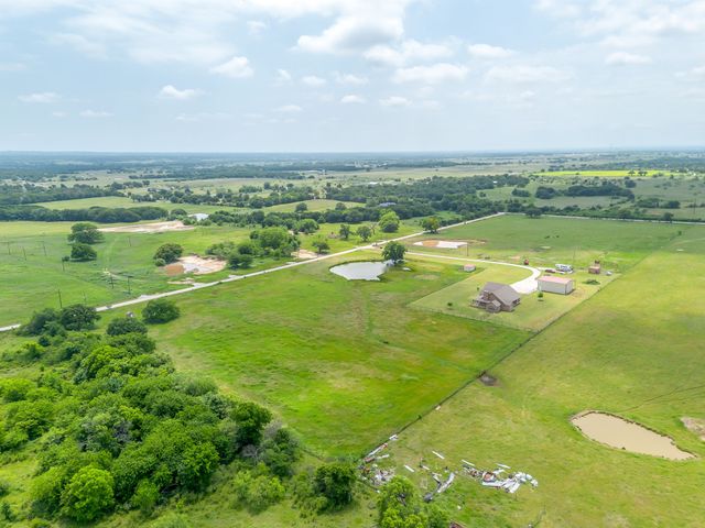 770 County Road 1346, Chico, TX 76431