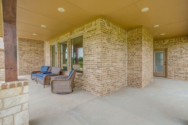 770 County Road 1346, Chico, TX 76431