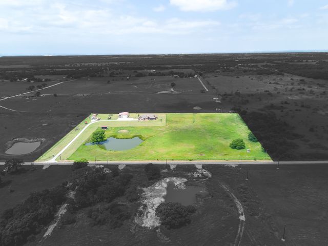 770 County Road 1346, Chico, TX 76431