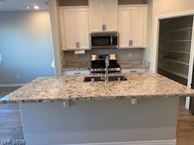 12528 Mosticone Way, Las Vegas, NV 89141