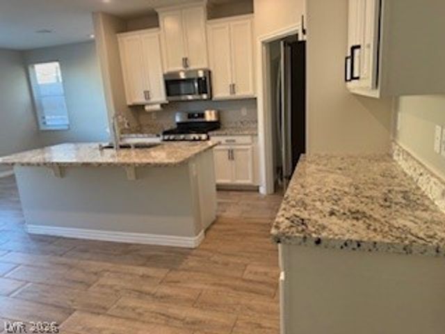 12528 Mosticone Way, Las Vegas, NV 89141