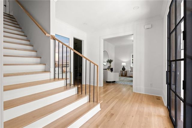 4431 Northside Chase NW, Atlanta, GA 30327