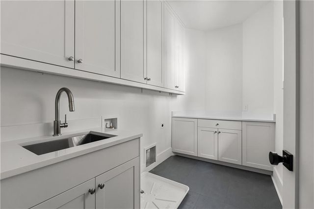 4431 Northside Chase NW, Atlanta, GA 30327