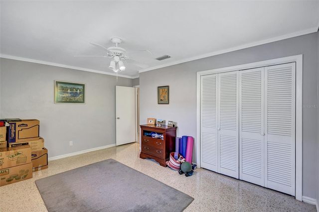 8243 37TH AVENUE N, St Petersburg, FL 33710