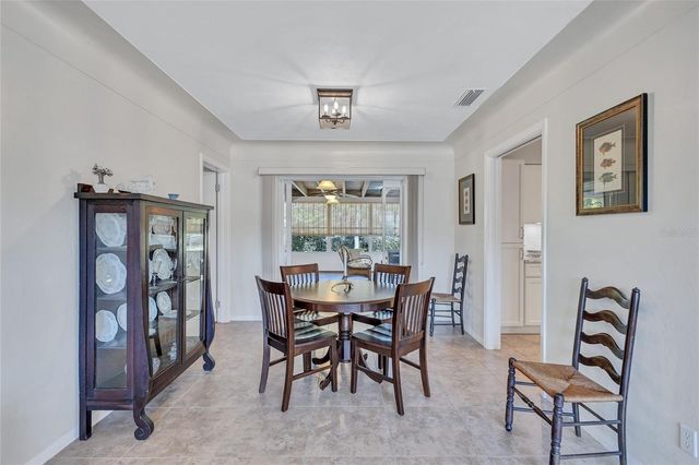 8243 37TH AVENUE N, St Petersburg, FL 33710