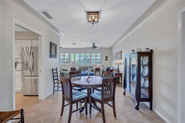 8243 37TH AVENUE N, St Petersburg, FL 33710