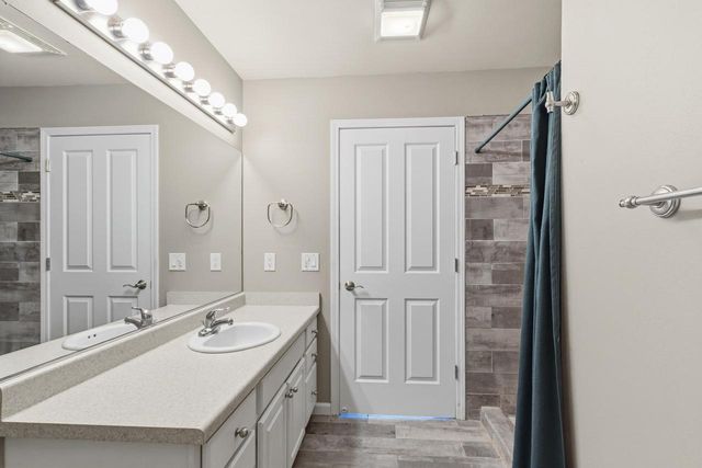 3013 Royal Wulff Terrace, Fitchburg, WI 53711
