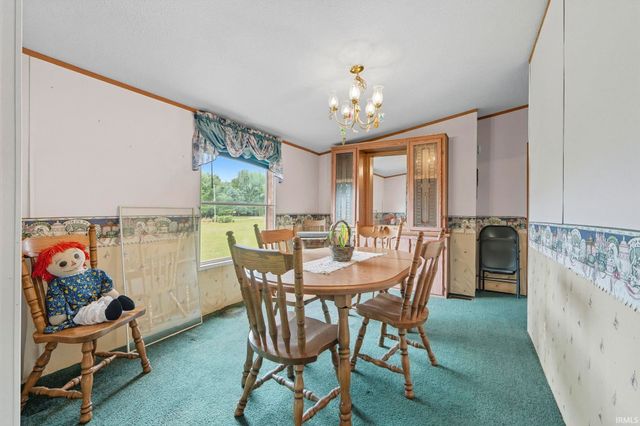 2890 S 400 E, Pierceton, IN 46562