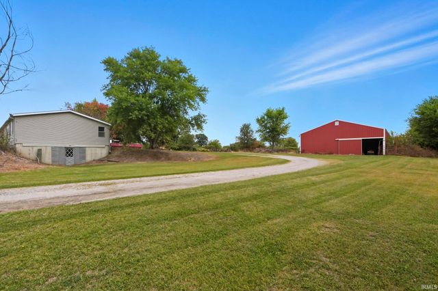 2890 S 400 E, Pierceton, IN 46562