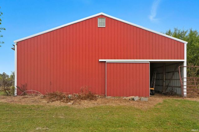 2890 S 400 E, Pierceton, IN 46562