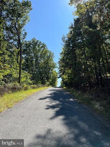 1504 DUFFEY DR, Haymarket, VA 20169