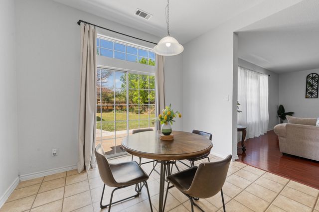 7722 Labrador Drive, Arlington, TX 76002