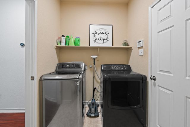 7722 Labrador Drive, Arlington, TX 76002