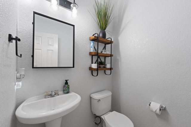 7722 Labrador Drive, Arlington, TX 76002