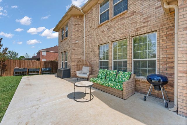 7722 Labrador Drive, Arlington, TX 76002