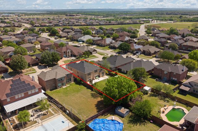 7722 Labrador Drive, Arlington, TX 76002