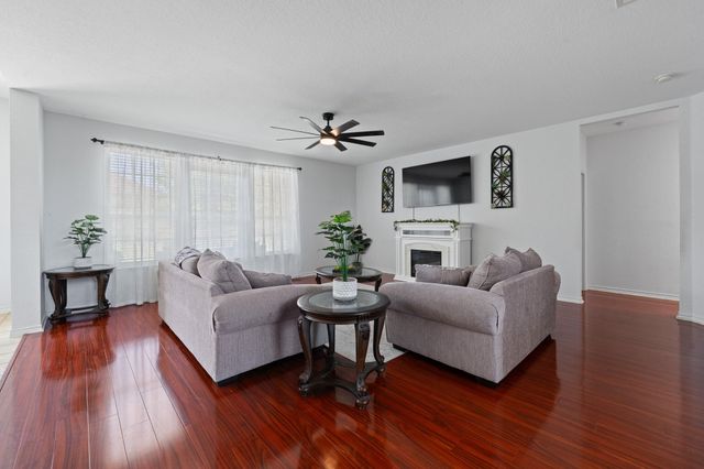 7722 Labrador Drive, Arlington, TX 76002