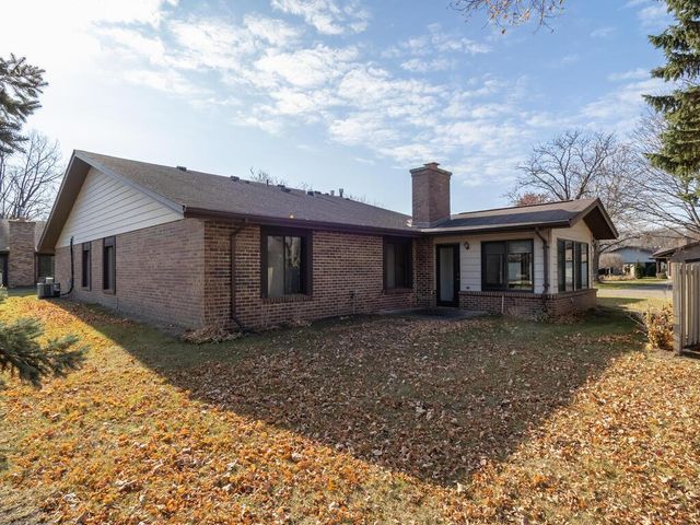 984 Yuma Lane N, Plymouth, MN 55447