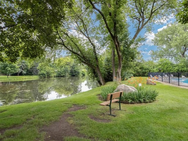 984 Yuma Lane N, Plymouth, MN 55447