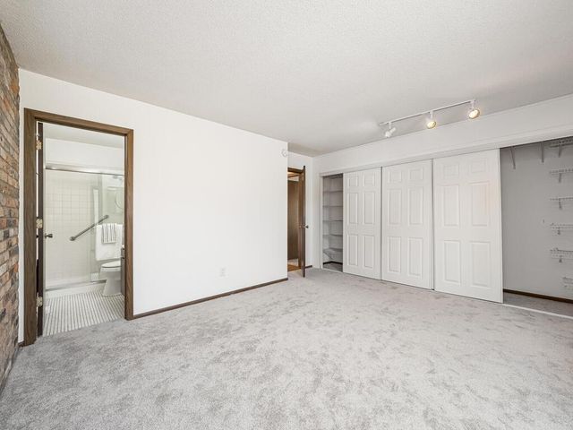 984 Yuma Lane N, Plymouth, MN 55447