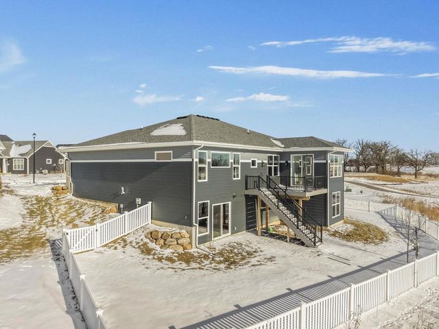 1258 Misty Forest Road, Sun Prairie, WI 53590