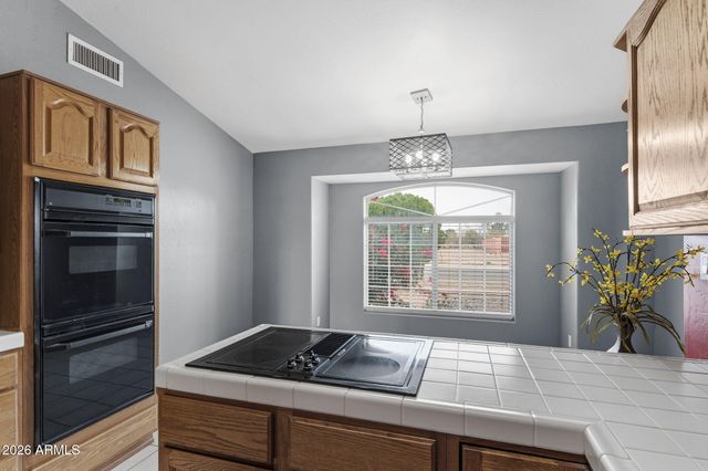 14234 S COUNTRY CLUB Way, Arizona City, AZ 85123