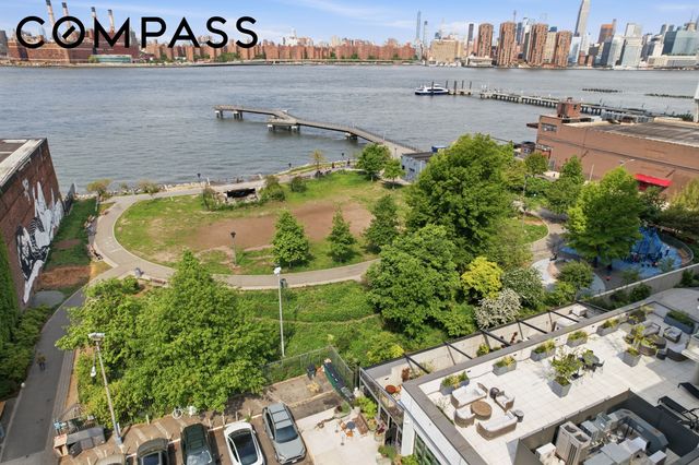 29 Greenpoint Avenue, New York City, NY 11222