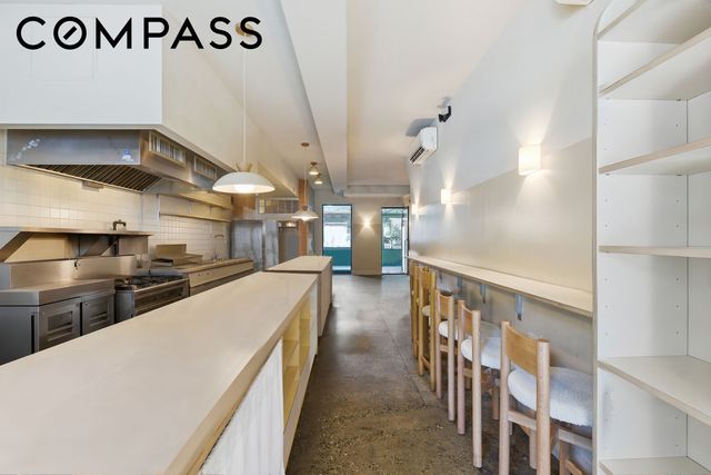 29 Greenpoint Avenue, New York City, NY 11222
